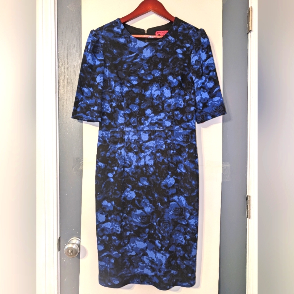 Betsey Johnson Blue and Black Floral Dress Size 8 Office Preppy